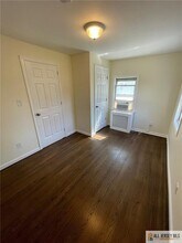 258 2nd St in South Amboy, NJ - Building Photo - Building Photo