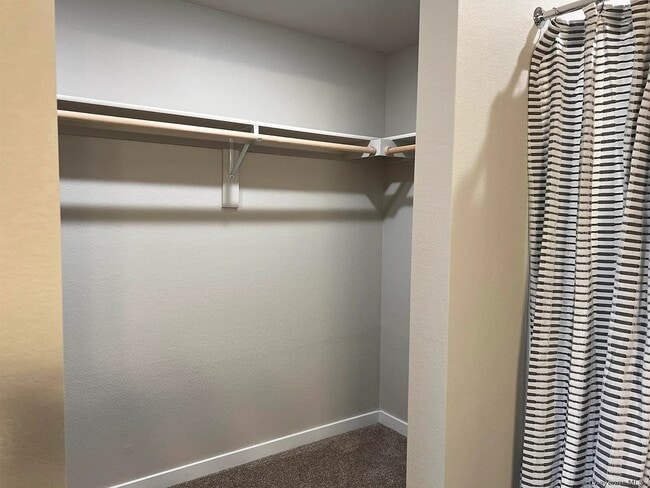 1411 Richard Martin Dr, Unit 201 in Cheyenne, WY - Building Photo - Building Photo