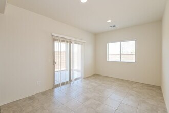824 Calle Falerno in Sahuarita, AZ - Building Photo - Building Photo