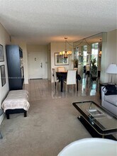 2000 Atlantic Shores Blvd in Hallandale Beach, FL - Building Photo - Building Photo