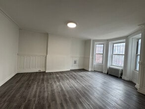 329 Bainbridge St. in Brooklyn, NY - Building Photo - Building Photo