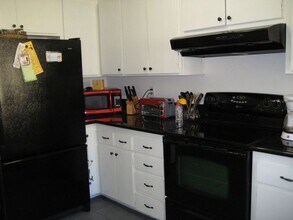 7700 Parkway Dr in La Mesa, CA - Building Photo - Building Photo