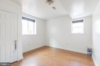 507 W Girard Ave in Philadelphia, PA - Building Photo - Building Photo