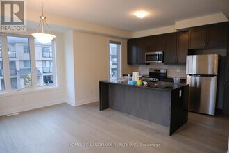111 Thomas Frisby Jr Cres in Markham, ON - Building Photo - Building Photo