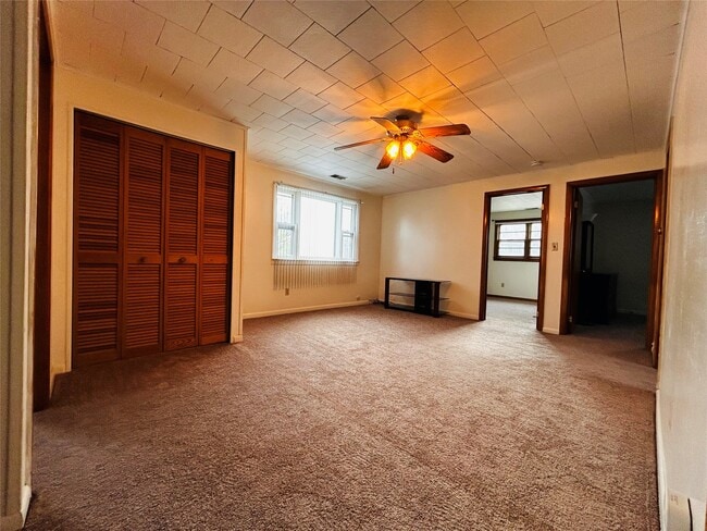 98 Richard St in Johnson City, NY - Building Photo - Building Photo