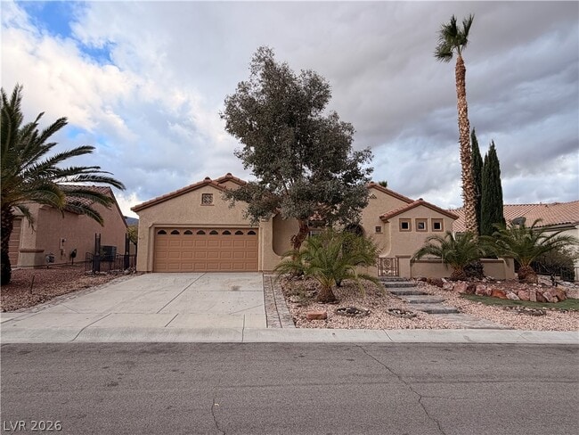 property at 2805 Foxtail Creek Ave