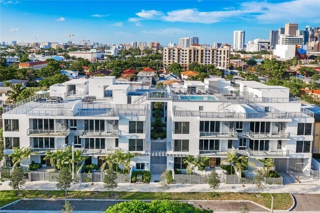 property at 529 SW 11th St