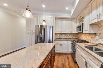 59 R St NE in Washington, DC - Building Photo - Building Photo