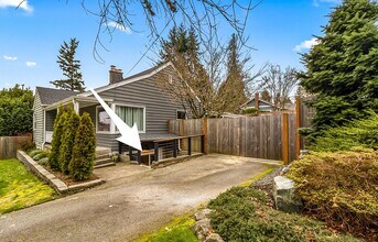 1110 10th St in Snohomish, WA - Building Photo - Building Photo