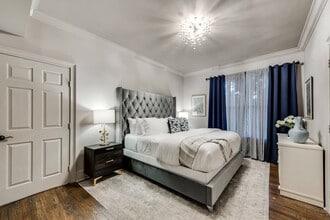 4902 Worth St in Dallas, TX - Foto de edificio - Building Photo