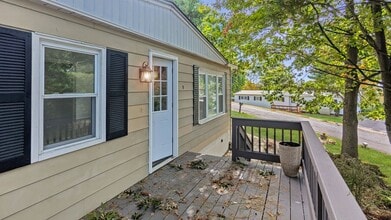 9 Greenwich Dr in High Bridge, NJ - Building Photo - Building Photo