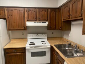 3400 Maxon Rd, Unit Unit 4 in Paducah, KY - Building Photo - Building Photo