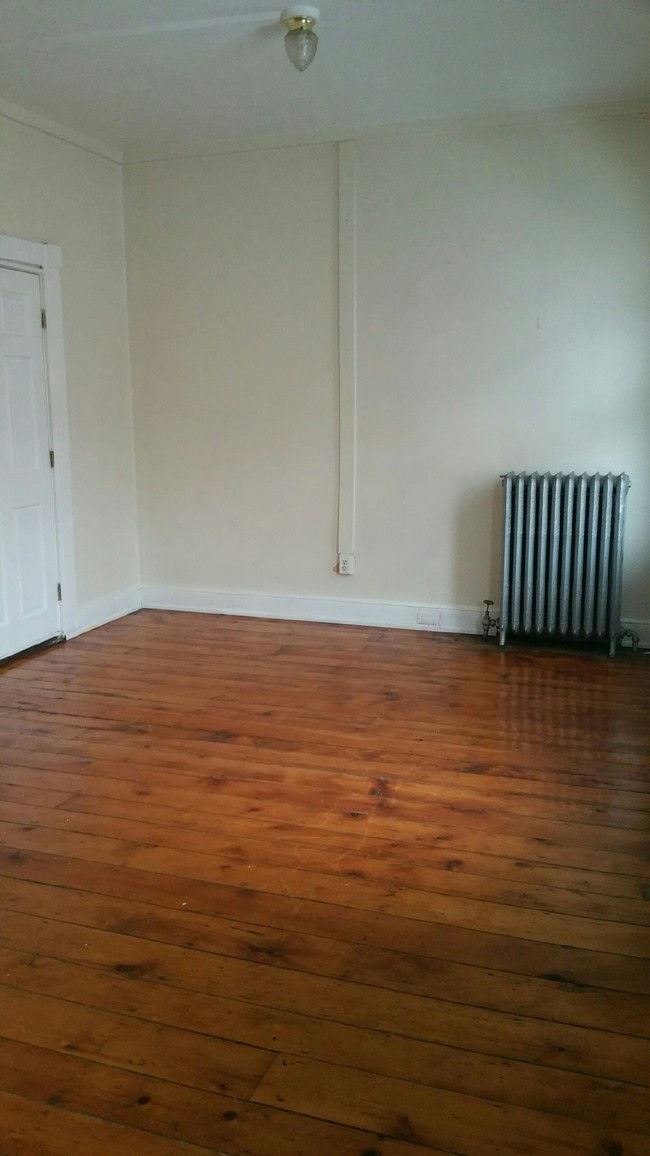 44 S Prince St, Unit 3 in Lancaster, PA - Building Photo - Building Photo