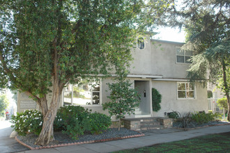 4614-4620 Los Feliz Blvd in Los Angeles, CA - Building Photo - Building Photo