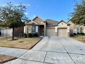 6725 Cambridge Dr in North Richland Hills, TX - Building Photo