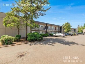 7911 SE King Rd in Milwaukie, OR - Building Photo - Building Photo