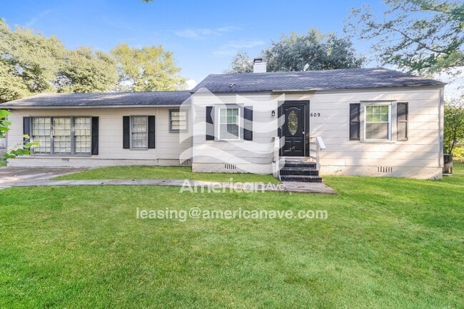 property at 609 McArthur Blvd