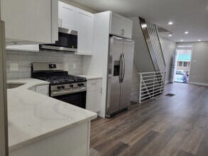 1514 S 27th St in Philadelphia, PA - Building Photo - Building Photo