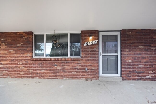 8152 Ames Way in Arvada, CO - Building Photo - Building Photo