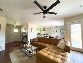 3704 Harpers Ferry Ln in Austin, TX - Building Photo - Building Photo