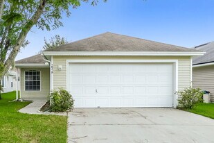 2978 Centerwood Dr N in Jacksonville, FL - Building Photo