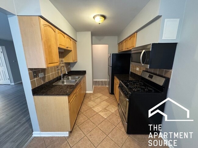 property at 3057 N Narragansett Ave