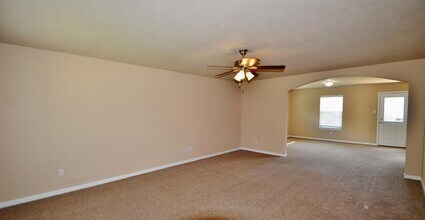 5015 Willow Point Dr in Conroe, TX - Building Photo - Building Photo