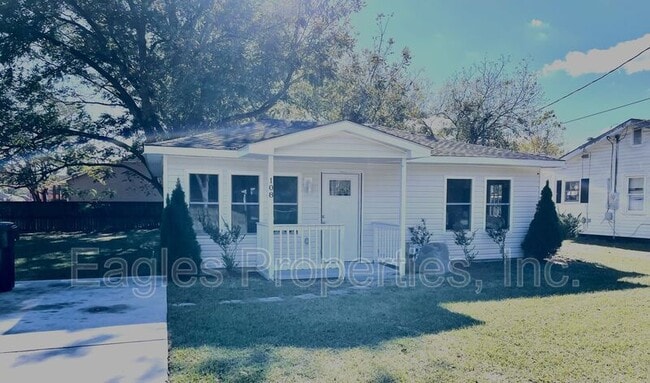 property at 108 Head St