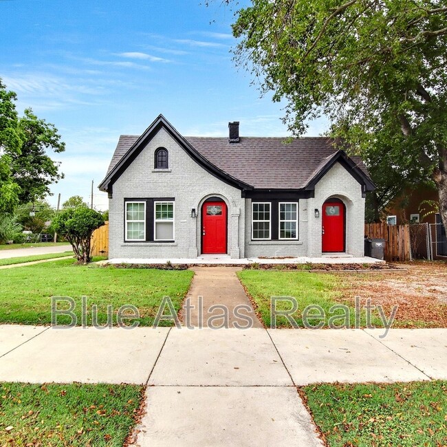 property at 2936 Purington Ave