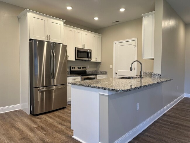 1979 Twilight Ave in Bowling Green, KY - Building Photo - Building Photo