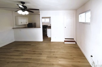 8060 Kyle St in Los Angeles, CA - Building Photo - Building Photo