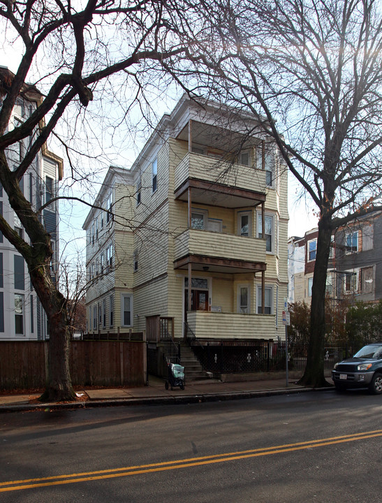 174 Columbia St in Cambridge, MA - Building Photo