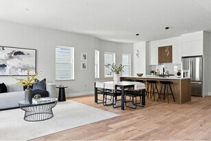 34 Woodford St in Boston, MA - Building Photo