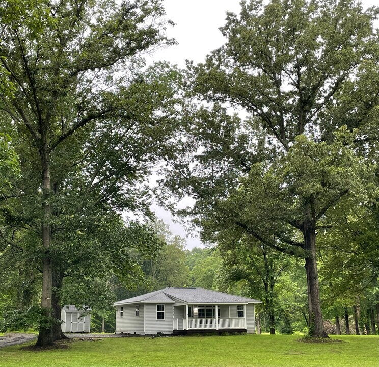 5018 Holly Dr in Partlow, VA - Building Photo