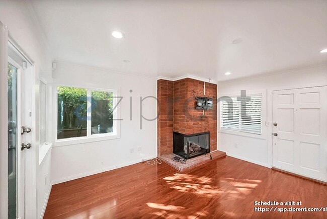 property at 2122 N Beverly Glen Blvd