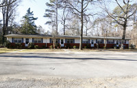 Carolina Terrace Apartments in Raleigh, NC - Building Photo - Building Photo