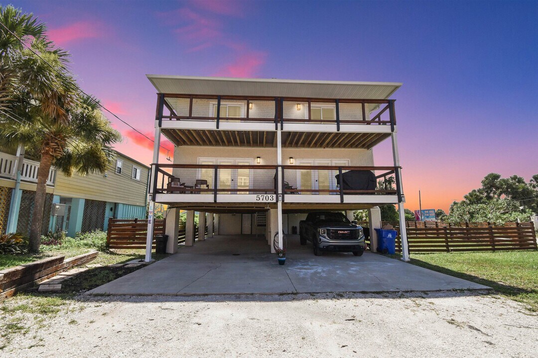 5703 Rudolph Ave in St. Augustine, FL - Building Photo