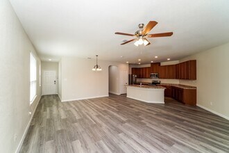 2012 Brandywine Dr in New Braunfels, TX - Building Photo - Building Photo