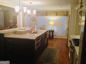 1050 Gunter Cir in Athens, GA - Building Photo - Building Photo