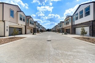 2912 El Fenice Ln in Houston, TX - Building Photo