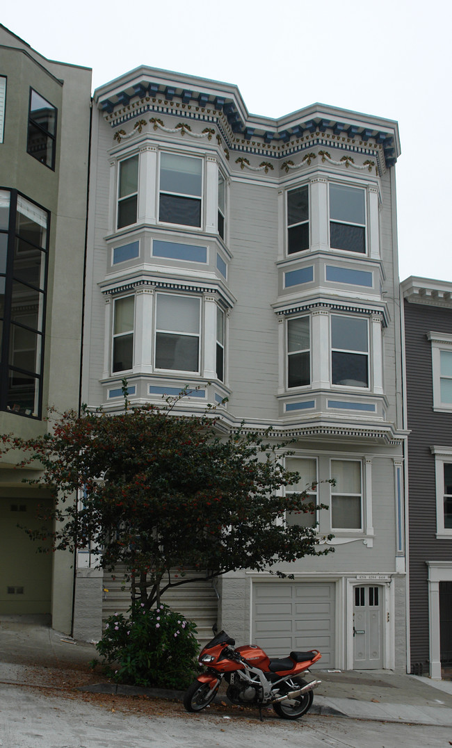 637 Greenwich St in San Francisco, CA - Building Photo - Building Photo