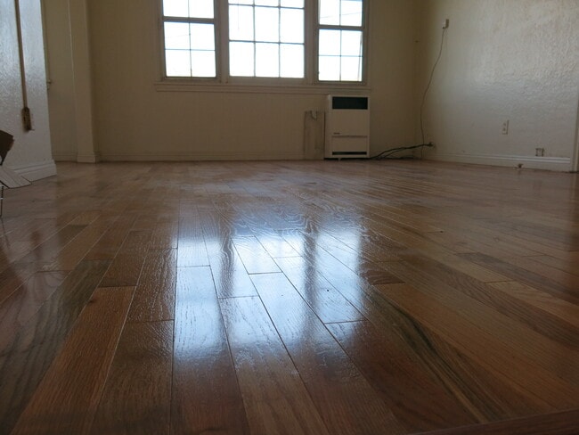 606 N Occidental Blvd, Unit 212 in Los Angeles, CA - Building Photo - Building Photo