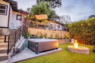 2597 Dearborn Dr in Los Angeles, CA - Building Photo - Building Photo