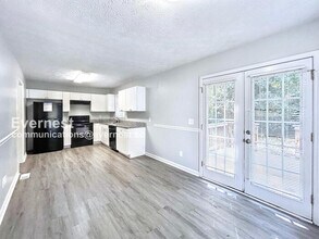 118 Blackhawk Trail in Dallas, GA - Building Photo - Building Photo