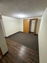 815 W 26th St, Unit #4 in Kearney, NE - Building Photo - Building Photo