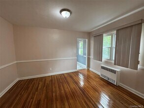 153-32 77th Ave in Flushing, NY - Building Photo - Building Photo