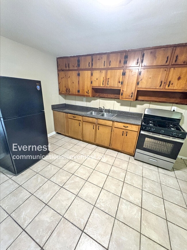 2031 Nettie Ct in Decatur, GA - Building Photo - Building Photo