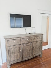 1305 W High St, Unit 2 in Jefferson City, MO - Building Photo - Building Photo