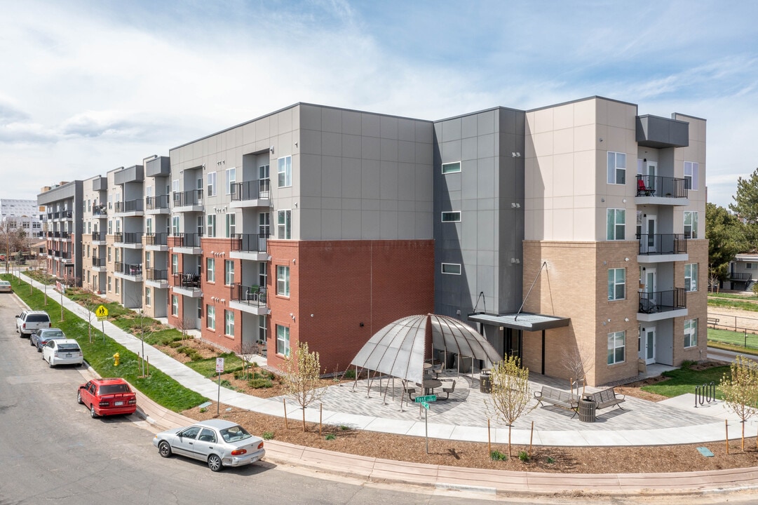 Residences at Hoffman in Aurora, CO - Building Photo