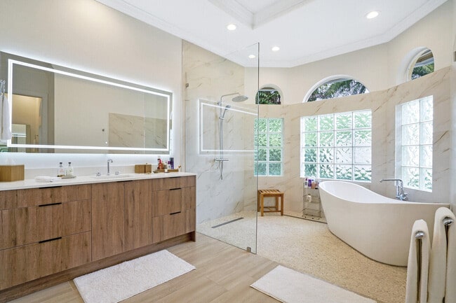 14300 Calypso Ln in Wellington, FL - Building Photo - Building Photo